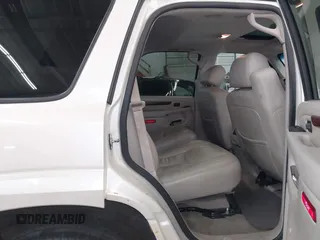 2006 Cadillac Escalade z VIN 1GYEK63N26R124862, wystawiony jako IAAI lot #42073868 z przebiegiem 244 070 mil mil oraz . Historia ofert i sprzedaży dostępna na DreamBid. Obrazek 8.
