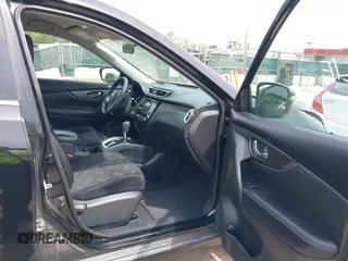 2015 Nissan Rogue SV with VIN 5N1AT2MK7FC879468, listed as a IAAI auction lot 42107991 with 160,084 mi miles. Bid and sale history available at carsss.com. Image 5.