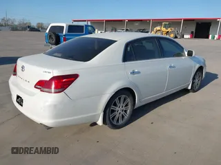 2008 Toyota Avalon XL with VIN 4T1BK36BX8U318365, listed as a IAAI auction lot 41857162 with 166,196 mi miles. Bid and sale history available at carsss.com. Image 4.