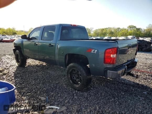 2009 Chevrolet Silverado 1500 LT with VIN 3GCEK23M29G136424, listed as a Copart auction lot 52514825 with 163,170 mi miles and Salvage Title. Bid and sale history available at DreamBid. Image 2.