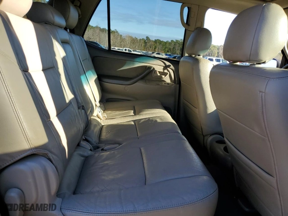 2006 Toyota Sequoia SR5 with VIN 5TDZT34A36S283129, listed as a Copart auction lot 86210744 with 307,960 mi miles and Salvage Title. Bid and sale history available at carsss.com. Image 11.