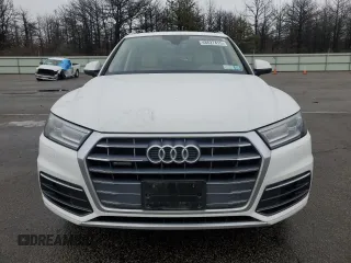 2018 Audi Q5 Premium with VIN WA1ANAFY4J2227815, listed as a Copart auction lot 48627415 with 0 mi miles and Salvage Title. Bid and sale history available at carsss.com. Image 5.