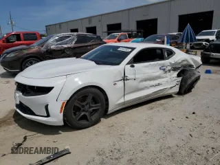 2020 Chevrolet Camaro 1LT z VIN 1G1FB1RSXL0103745, wystawiony jako Copart lot #60452065 z przebiegiem Nie podano mil oraz Czysty tytuł • Clean title. Historia ofert i sprzedaży dostępna na DreamBid. Obrazek 1.