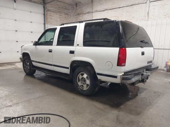 1999 Chevrolet Tahoe Z71 z VIN 1GNEK13R0XJ364222, wystawiony jako IAAI lot #41988710 z przebiegiem 204 577 mil mil oraz . Historia ofert i sprzedaży dostępna na DreamBid. Obrazek 3.