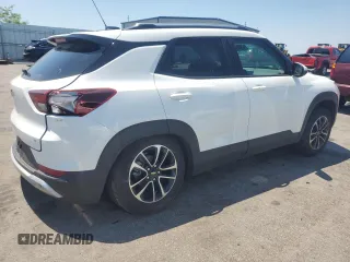 2024 Chevrolet TrailBlazer LT with VIN KL79MRSL8RB074305, listed as a Copart auction lot 60099984 with 1,051 mi miles and Salvage Title. Bid and sale history available at DreamBid. Image 3.