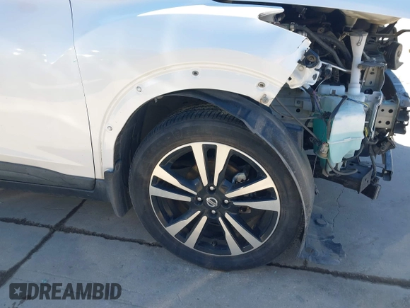 2019 Nissan Kicks S with VIN 3N1CP5CU3KL525065, listed as a IAAI auction lot 41232000 with 46,778 mi miles and . Bid and sale history available at carsss.com. Image 18.