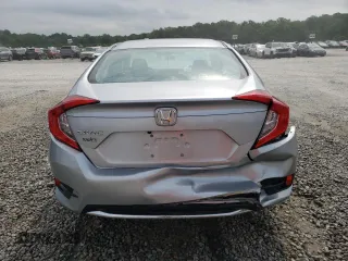 2021 Honda Civic LX z VIN 2HGFC2F6XMH503160, wystawiony jako Copart lot #56726425 z przebiegiem 67 134 mil mil oraz Szkoda całkowita • Salvage title. Historia ofert i sprzedaży dostępna na DreamBid. Obrazek 6.