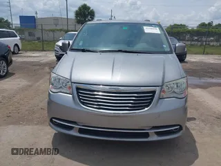 2016 Chrysler Town & Country Touring with VIN 2C4RC1BG4GR193462, listed as a IAAI auction lot 42200990 with 140,430 mi miles. Bid and sale history available at carsss.com. Image 12.