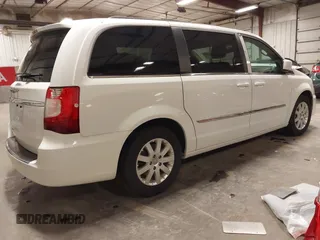 2016 Chrysler Town & Country Touring with VIN 2C4RC1BG1GR185657, listed as a IAAI auction lot 41905462 with 167,142 mi miles and . Bid and sale history available at DreamBid. Image 4.