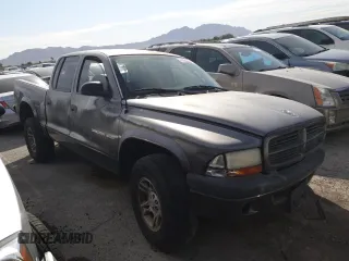 2002 Dodge Dakota Sport with VIN 1B7HG38N32S687496, listed as a Copart auction lot 88584635 with 0 mi miles and Non Repairable. Bid and sale history available at carsss.com. Image 4.