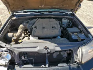2006 Toyota 4Runner SR5 with VIN JTEZU14R068042121, listed as a Copart auction lot 56997915 with 262,980 mi miles and Clean Title. Bid and sale history available at DreamBid. Image 12.
