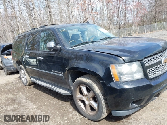 2010 Chevrolet Suburban LTZ with VIN 1GNUKKE31AR271504, listed as a IAAI auction lot 41870727 with 187,198 mi miles. Bid and sale history available at carsss.com. Image 1.