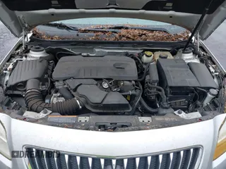 2011 Buick Regal CXL RL6 with VIN W04GU5GC9B1018360, listed as a IAAI auction lot 41974395 with 27,271 mi miles. Bid and sale history available at carsss.com. Image 10.