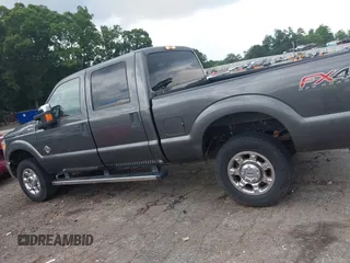 2015 Ford F-250 Lariat with VIN 1FT7W2BT3FEA75514, listed as a IAAI auction lot 42540150 with 91,433 mi miles and . Bid and sale history available at DreamBid. Image 14.