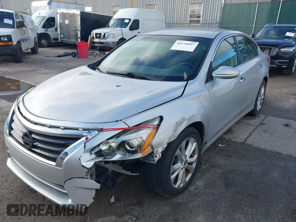 2013 Nissan Altima SV with VIN 1N4AL3AP5DN410428, listed as a IAAI auction lot 41176057 with 109,274 mi miles and . Bid and sale history available at carsss.com. Image 2.