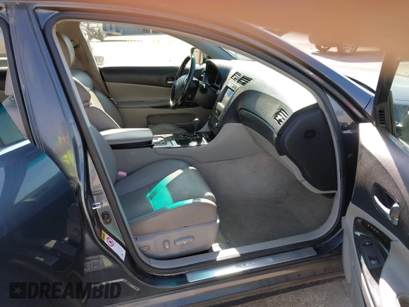 2006 Lexus GS 300 with VIN JTHCH96SX60002204, listed as a IAAI auction lot 42113496 with 231,140 mi miles. Bid and sale history available at carsss.com. Image 5.
