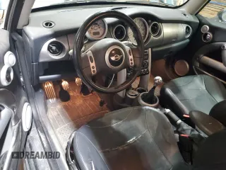 2003 MINI Hardtop S with VIN WMWRE33443TD68483, listed as a Copart auction lot 48637035 with 115,907 mi miles and Clean Title. Bid and sale history available at DreamBid. Image 8.