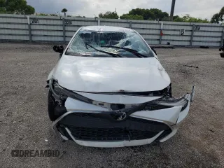 2022 Toyota Corolla Hatchback XSE with VIN JTNC4MBE1N3174369, listed as a Copart auction lot 67378154 with 20,952 mi miles and Salvage Title. Bid and sale history available at carsss.com. Image 5.