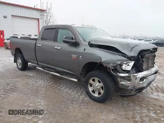 2012 Ram 2500 SLT с VIN 3C6UD5JL9CG327225, выставлен на аукционе IAAI как лот 41535113 с пробегом 168 530 миль миль и . История ставок и продаж доступна на DreamBid. Изображение 1.