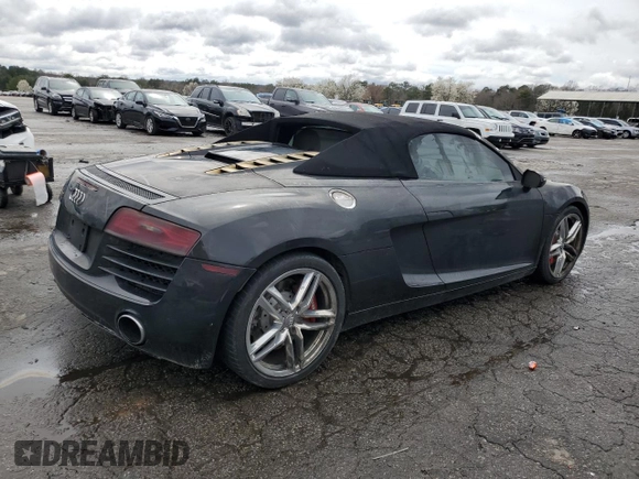 2015 Audi R8 z VIN WUASUAFG6FN000378, wystawiony jako Copart lot #48410715 z przebiegiem 19 192 mil mil oraz Tytuł czysty. Historia ofert i sprzedaży dostępna na DreamBid. Obrazek 3.