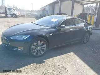 2014 Tesla Model S 60 kWh Battery with VIN 5YJSA1H19EFP45024, listed as a IAAI auction lot 41960222 with 108,573 mi miles. Bid and sale history available at carsss.com. Image 2.