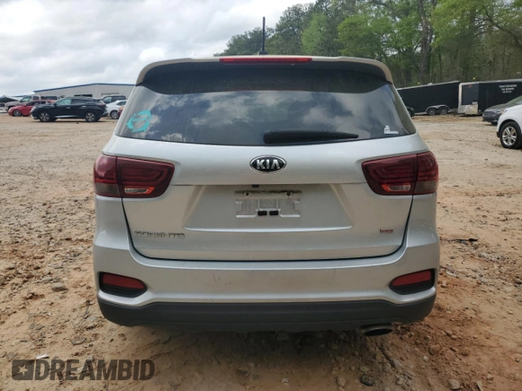 2019 Kia Sorento LX with VIN 5XYPG4A33KG515176, listed as a Copart auction lot 51004045 with 129,040 mi miles and Salvage Title. Bid and sale history available at carsss.com. Image 6.