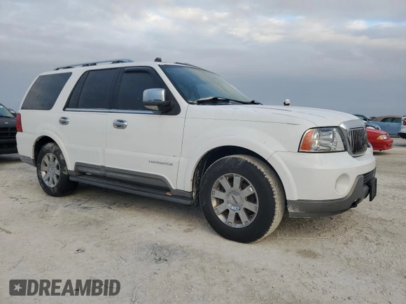 2004 Lincoln Navigator Luxury with VIN 5LMFU27R54LJ27497, listed as a Copart auction lot 75428574 with 0 mi miles and Non Repairable. Bid and sale history available at carsss.com. Image 4.