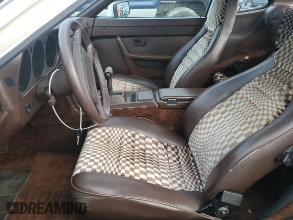 1984 Porsche 944 with VIN WP0AA0944EN453622, listed as a Copart auction lot 85871944 with 92,382 mi miles and Salvage Title. Bid and sale history available at DreamBid. Image 7.