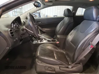 2008 Pontiac G6 GT z VIN 1G2ZH17N784158416, wystawiony jako Copart lot #54574685 z przebiegiem 255 495 mil mil oraz Nie do naprawy. Historia ofert i sprzedaży dostępna na DreamBid. Obrazek 7.
