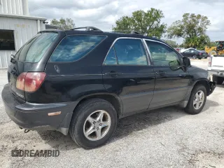 2000 Lexus RX 300 with VIN JT6GF10U2Y0061911, listed as a Copart auction lot 72620384 with 0 mi miles and Salvage Title. Bid and sale history available at carsss.com. Image 3.