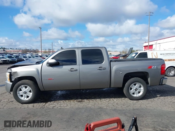 2007 Chevrolet Silverado 1500 LTZ with VIN 3GCEK13Y97G546454, listed as a IAAI auction lot 41819070 with 161,498 mi miles and . Bid and sale history available at DreamBid. Image 15.