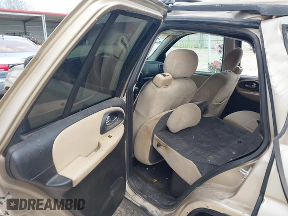 2006 Chevrolet TrailBlazer LS with VIN 1GNDS13S662284074, listed as a IAAI auction lot 41689631 with 192,598 mi miles and . Bid and sale history available at DreamBid. Image 8.