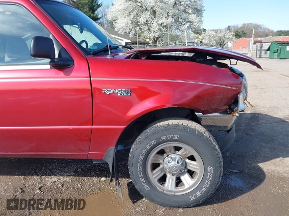 2000 Ford Ranger XL with VIN 1FTYR14V3YTA72602, listed as a IAAI auction lot 41984388 with 125,256 mi miles. Bid and sale history available at carsss.com. Image 17.