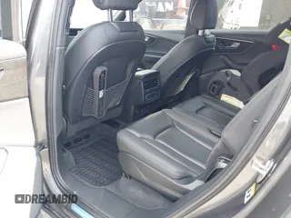 2020 Audi Q7 Premium with VIN WA1AXAF72LD011535, listed as a IAAI auction lot 41554635 with 48,970 mi miles. Bid and sale history available at carsss.com. Image 8.