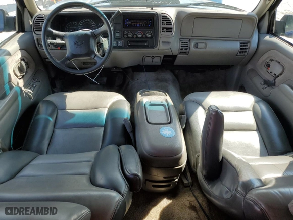 1998 Chevrolet Tahoe Z71 with VIN 1GNEK13R3WR110598, listed as a Copart auction lot 72327974 with 201,313 mi miles and Salvage Title. Bid and sale history available at carsss.com. Image 8.