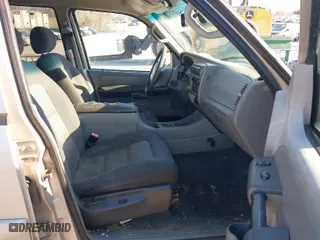 2003 Ford Explorer Sport Trac XLS with VIN 1FMZU77E13UC07611, listed as a IAAI auction lot 41401679 with 244,126 mi miles. Bid and sale history available at carsss.com. Image 5.