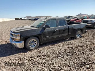 2018 Chevrolet Silverado 1500 LT with VIN 1GCRCREHXJZ288690, listed as a Copart auction lot 88738945 with 189,150 mi miles and Salvage Title. Bid and sale history available at DreamBid. Image 1.