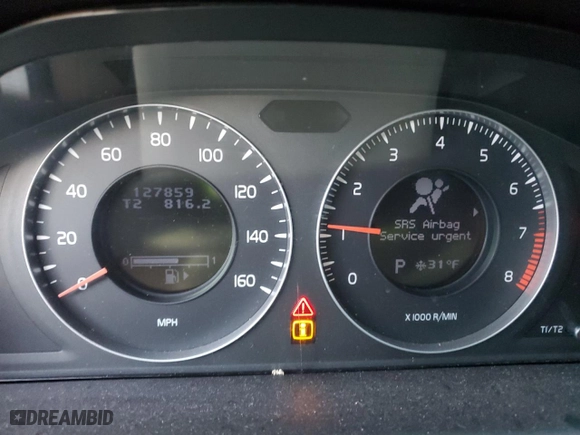 2011 Volvo XC60 3.2L with VIN YV4952DL9B2162335, listed as a Copart auction lot 48725495 with 127,859 mi miles and Salvage Title. Bid and sale history available at carsss.com. Image 9.