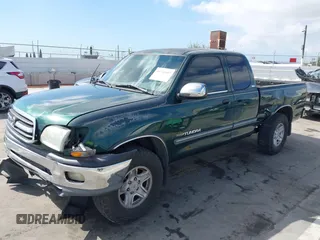 2000 Toyota Tundra SR5 with VIN 5TBRT3417YS122889, listed as a IAAI auction lot 41711107 with 288,475 mi miles and . Bid and sale history available at DreamBid. Image 18.