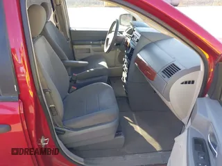 2008 Chrysler Town & Country LX with VIN 2A8HR44H18R780374, listed as a IAAI auction lot 41854943 with 219,560 mi miles and . Bid and sale history available at DreamBid. Image 5.