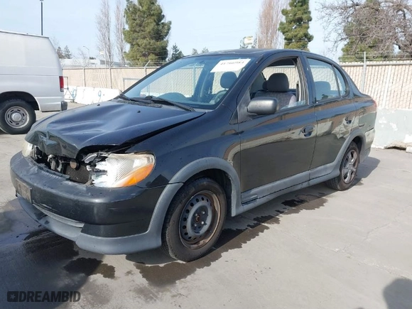 2000 Toyota ECHO with VIN JTDBT1234Y0078225, listed as a IAAI auction lot 41766984 with NaN miles. Bid and sale history available at carsss.com. Image 2.