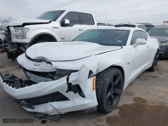 2016 Chevrolet Camaro 1LT with VIN 1G1FB1RS0G0182008, listed as a IAAI auction lot 41589059 with 53000 miles. Bid and sale history available at carsss.com. Image 6.