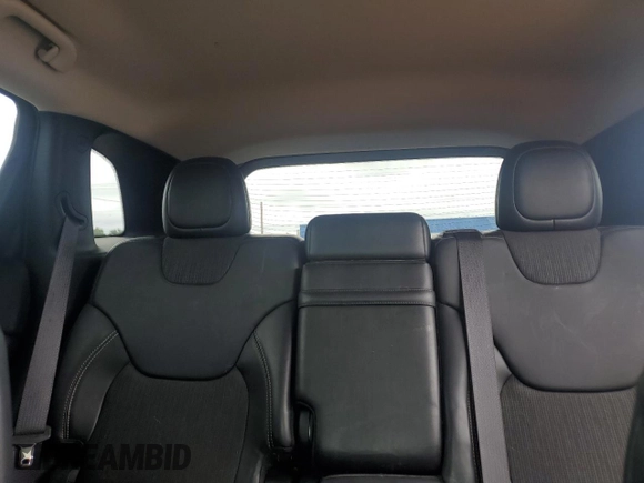 2018 Jeep Cherokee Latitude Plus z VIN 1C4PJMLX8JD607124, wystawiony jako Copart lot #62834735 z przebiegiem 131 690 mil mil oraz Szkoda całkowita • Salvage title. Historia ofert i sprzedaży dostępna na DreamBid. Obrazek 10.