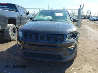 2018 Jeep Compass Limited with VIN 3C4NJDCB7JT361639, listed as a IAAI auction lot 41850166 with 80,208 mi miles. Bid and sale history available at carsss.com. Image 12.