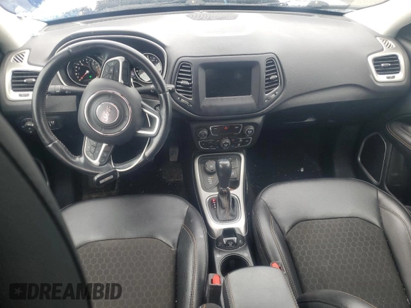2021 Jeep Compass Latitude с VIN 3C4NJDBB3MT537575, выставлен на аукционе Copart как лот 61335735 с пробегом 56 233 миль миль и Списание • Salvage title. История ставок и продаж доступна на DreamBid. Изображение 8.