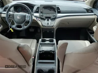 2022 Honda Odyssey Touring z VIN 5FNRL6H88NB001837, wystawiony jako Copart lot #51494635 z przebiegiem 37 695 mil mil oraz Szkoda całkowita • Salvage title. Historia ofert i sprzedaży dostępna na DreamBid. Obrazek 8.