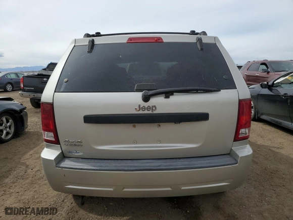 2007 Jeep Grand Cherokee Laredo with VIN 1J8HR48N27C632418, listed as a Copart auction lot 49002915 with 115,855 mi miles and Clean Title. Bid and sale history available at carsss.com. Image 6.