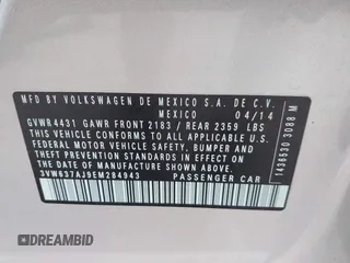 2014 Volkswagen Jetta Hybrid SE с VIN 3VW637AJ9EM284943, выставлен на аукционе IAAI как лот 42567020 с пробегом 164 928 миль миль и . История ставок и продаж доступна на DreamBid. Изображение 9.