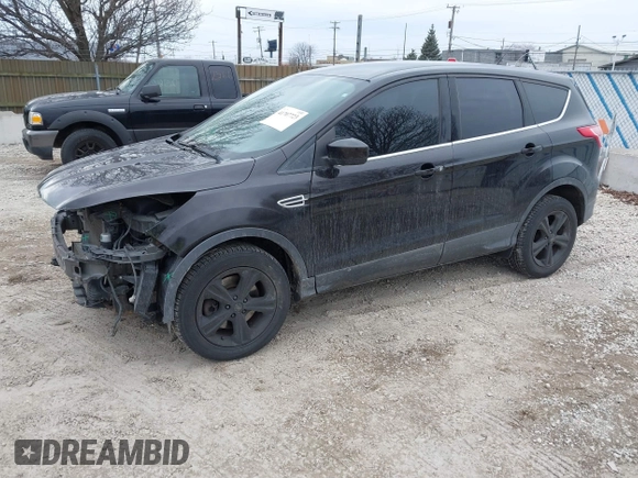 2013 Ford Escape SE z VIN 1FMCU9G97DUC22555, wystawiony jako IAAI lot #41707723 z przebiegiem 151 862 mil mil oraz . Historia ofert i sprzedaży dostępna na DreamBid. Obrazek 2.