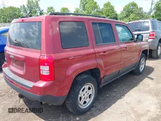 2016 Jeep Patriot Sport with VIN 1C4NJRBB3GD546283, listed as a IAAI auction lot 42599307 with 132,729 mi miles and . Bid and sale history available at DreamBid. Image 4.